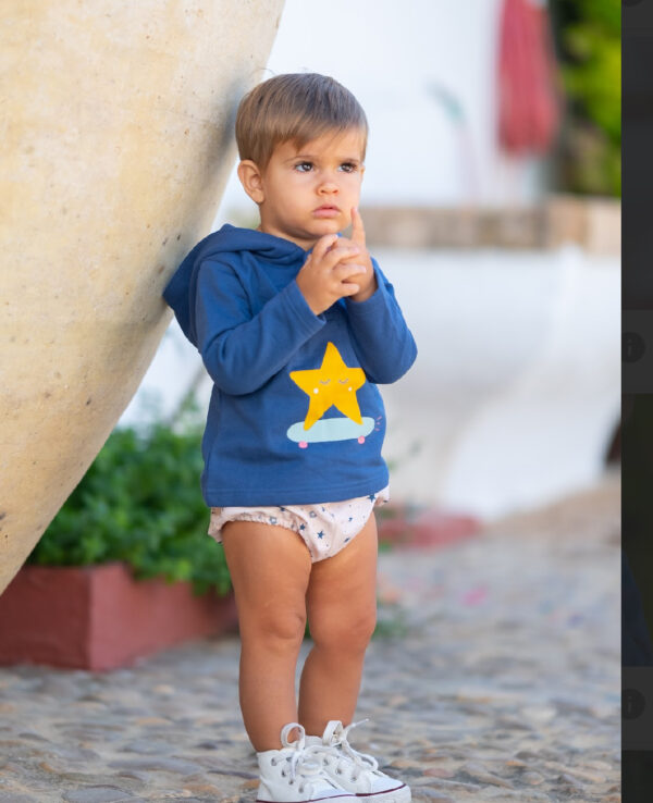 Conjunto estrellas niño PIO PIO