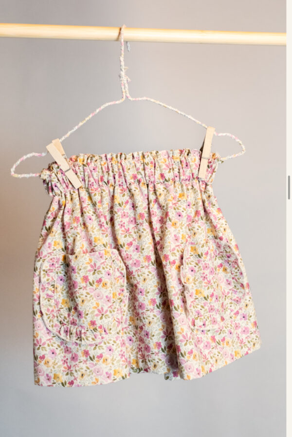 Falda flor rosa MIA Y LIA